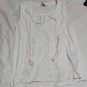 White Sleeveless Tank Top